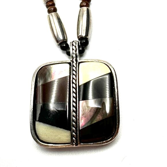 Vintage Jack Woolsey Silver Inlay Pendant Necklace—MOP, Onyx, Jasper, Bone—EUC - Picture 8 of 11